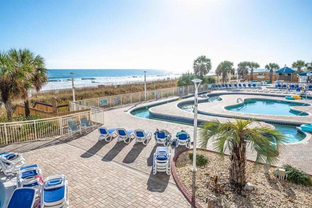 Baywatch Renovated, Unobstructed Oceanfront Views! Hébergement de vacances Myrtle Beach