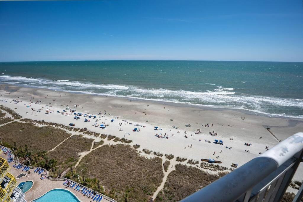 Hébergement de vacances Baywatch Renovated, Unobstructed Oceanfront Views! *