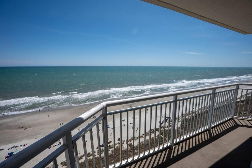 Baywatch Renovated, Unobstructed Oceanfront Views! Hébergement de vacances *