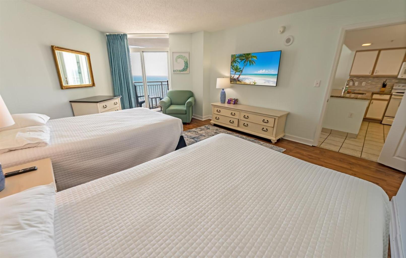 Baywatch Renovated, Unobstructed Oceanfront Views! Hébergement de vacances