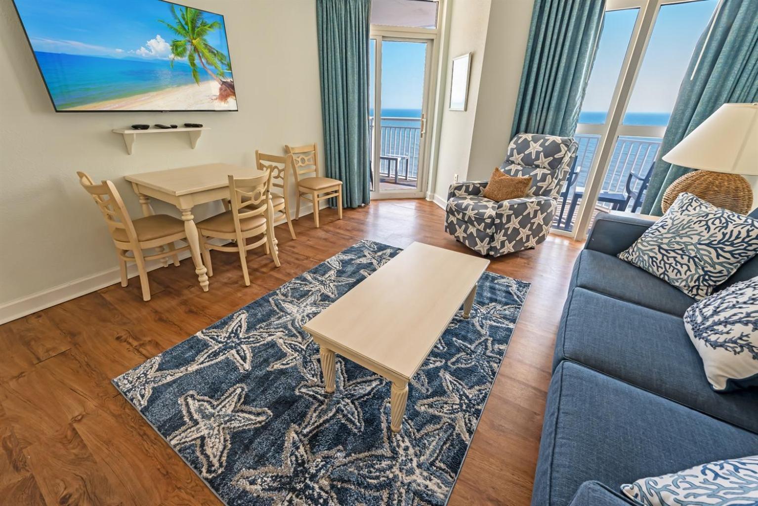 Hébergement de vacances Baywatch Renovated, Unobstructed Oceanfront Views!